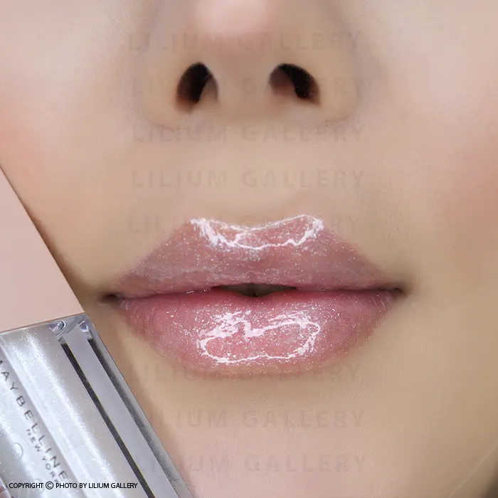 لیپ گلاس میبلین مدل لیفتر گلاس رنگ Pearl-گالری لیلیوم