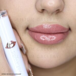 رژ لب براق مگا لست وت اند وایلد رنگ Mad For Mauve _ گالری لیلیوم