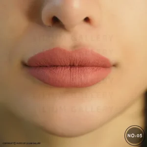 رژ لب مدادی بل اورجینال-گالری لیلیوم