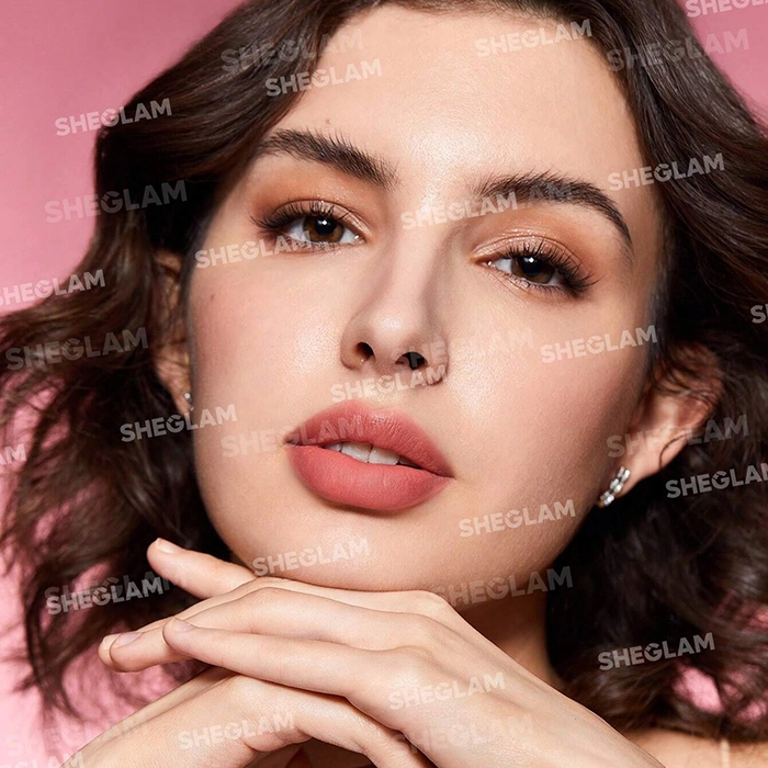 رژ لب مخملی استار لایت شیگلم رنگ Magical D-light - گالری لیلیوم (4)