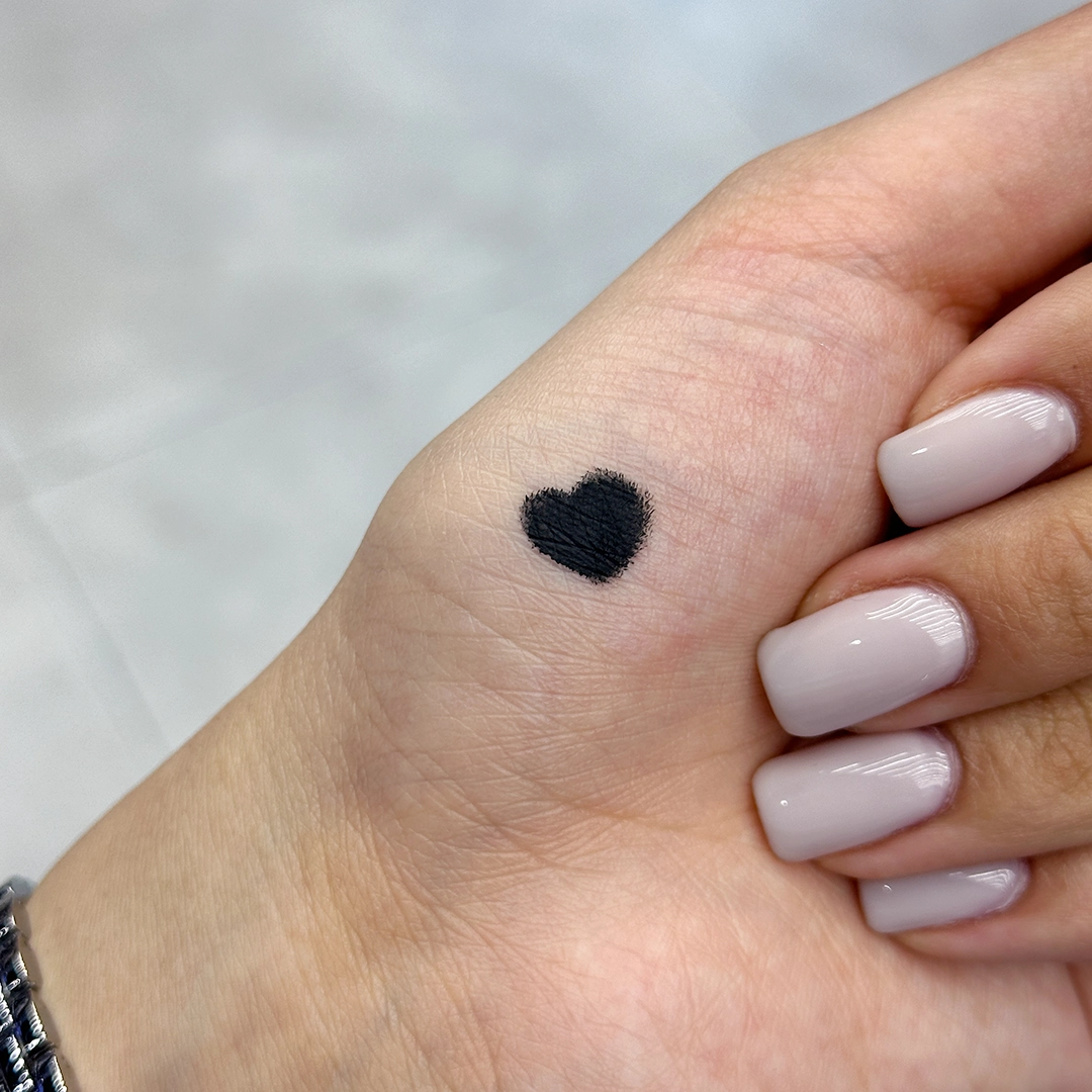 مداد چشم شمعی مشکی ضد آب ویولت - گالری لیلیوم